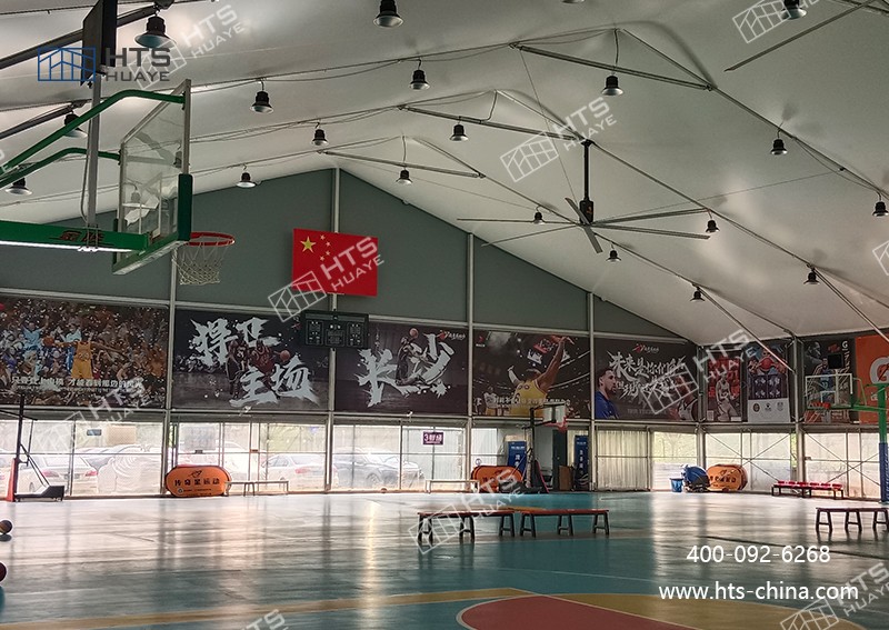 室外籃球場篷房為企業、校園、社區等場景快速落地運動設施提供了全新可能